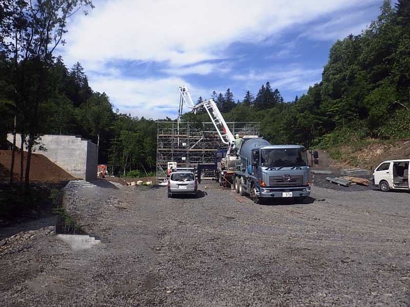 林業生産基盤整備道砂金川線改良工事